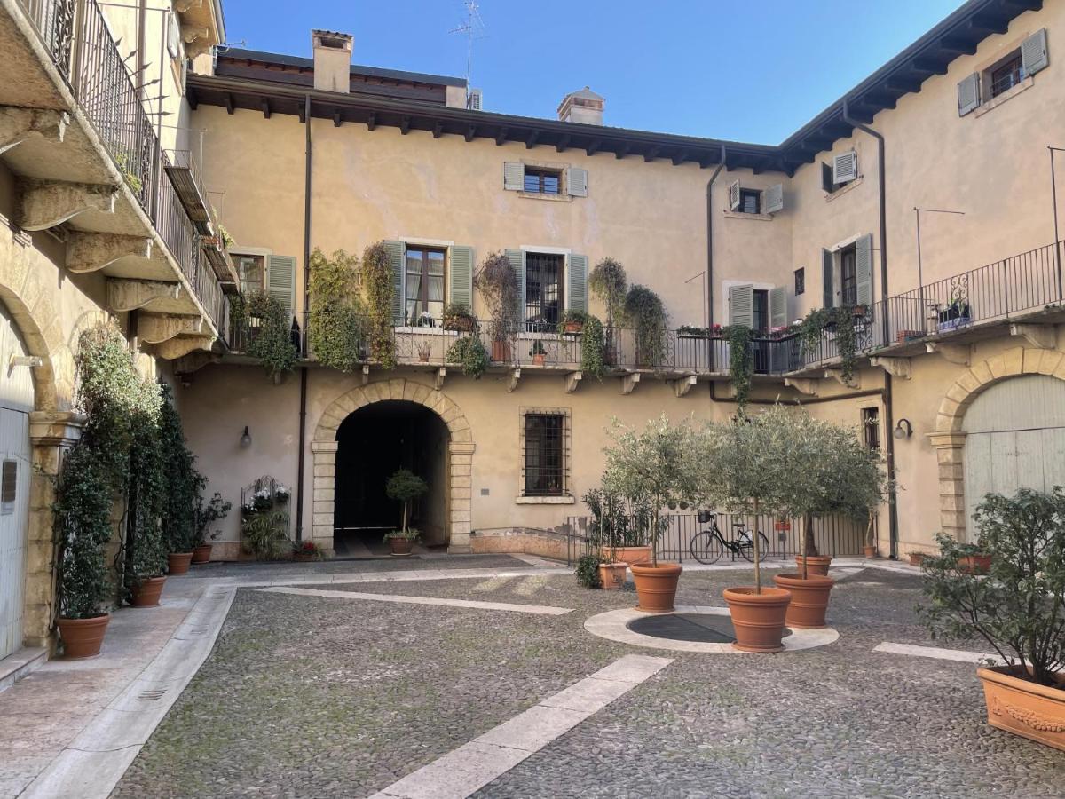 Antiche Colonne Suite Verona Eksteriør bilde