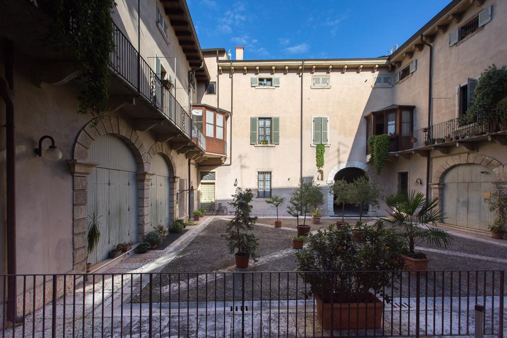 Antiche Colonne Suite Verona Eksteriør bilde